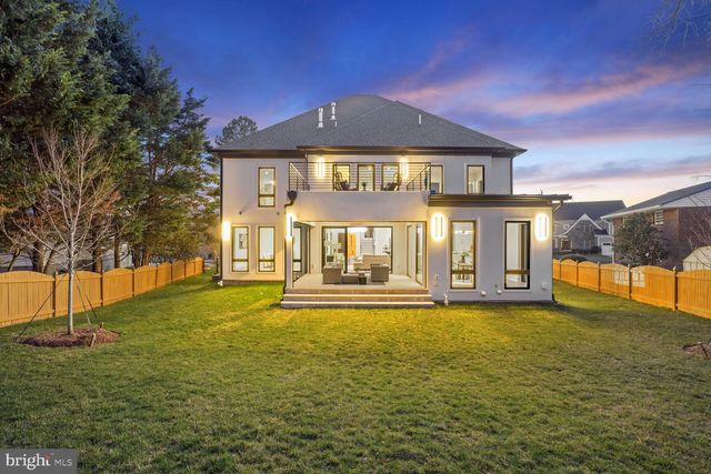 $3,300,000 | 7006 Hector Road, McLean, VA 22101