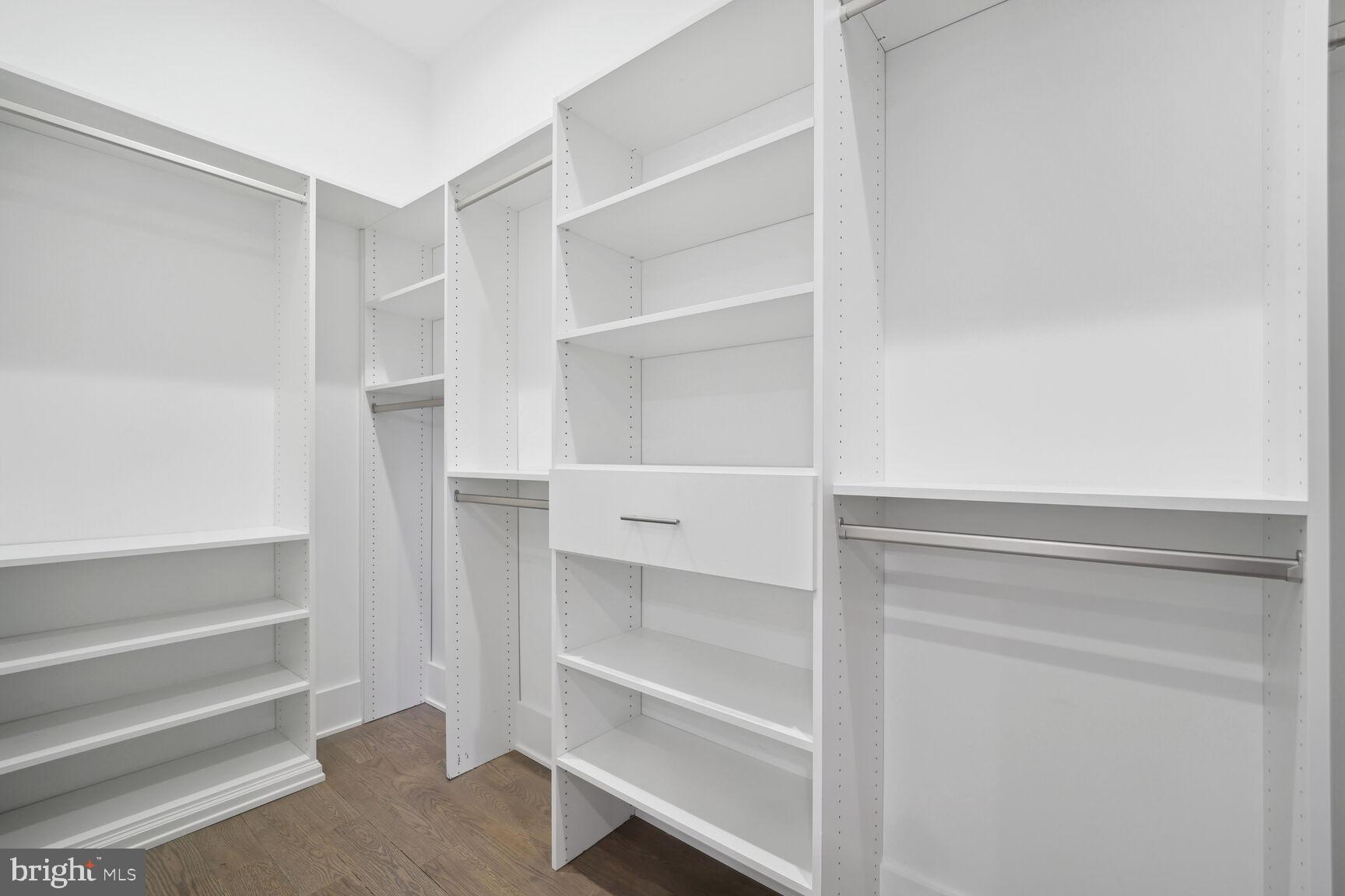 7006 Hector Road McLean, VA 22101 - Photo 39 of 50