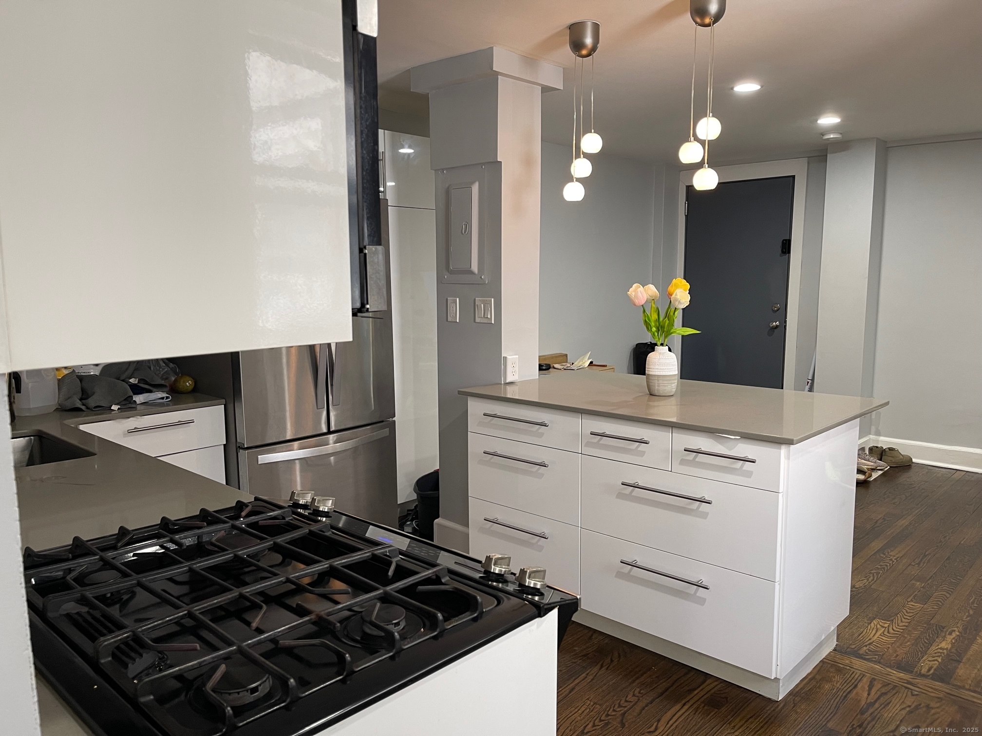 22 Glenbrook Road, Unit 304 Stamford, CT 06902 - Photo 4 of 9