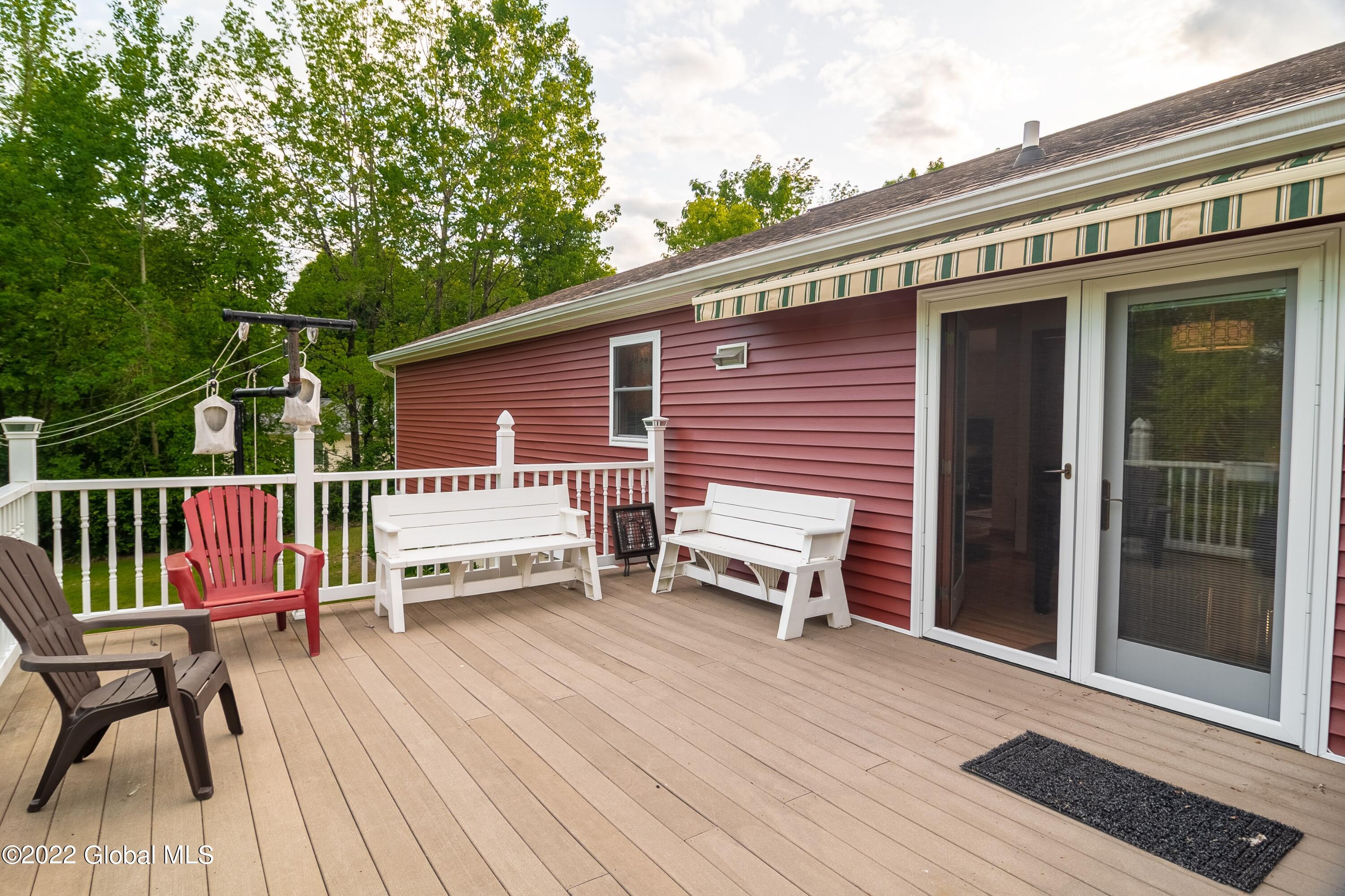 70 Bellview Road Troy, NY 12180 - Photo 11 of 46 70 Bellview Rd-11