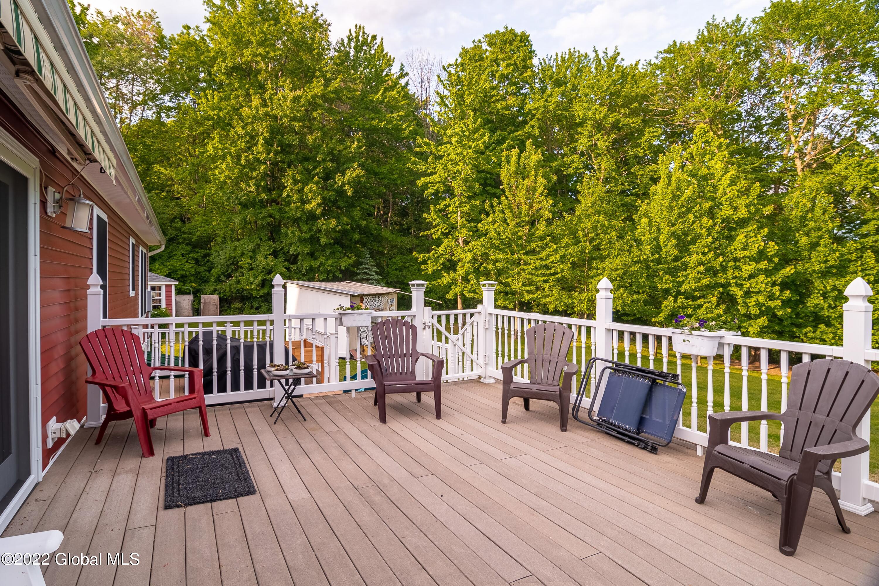 70 Bellview Road Troy, NY 12180 - Photo 12 of 46 70 Bellview Rd-12