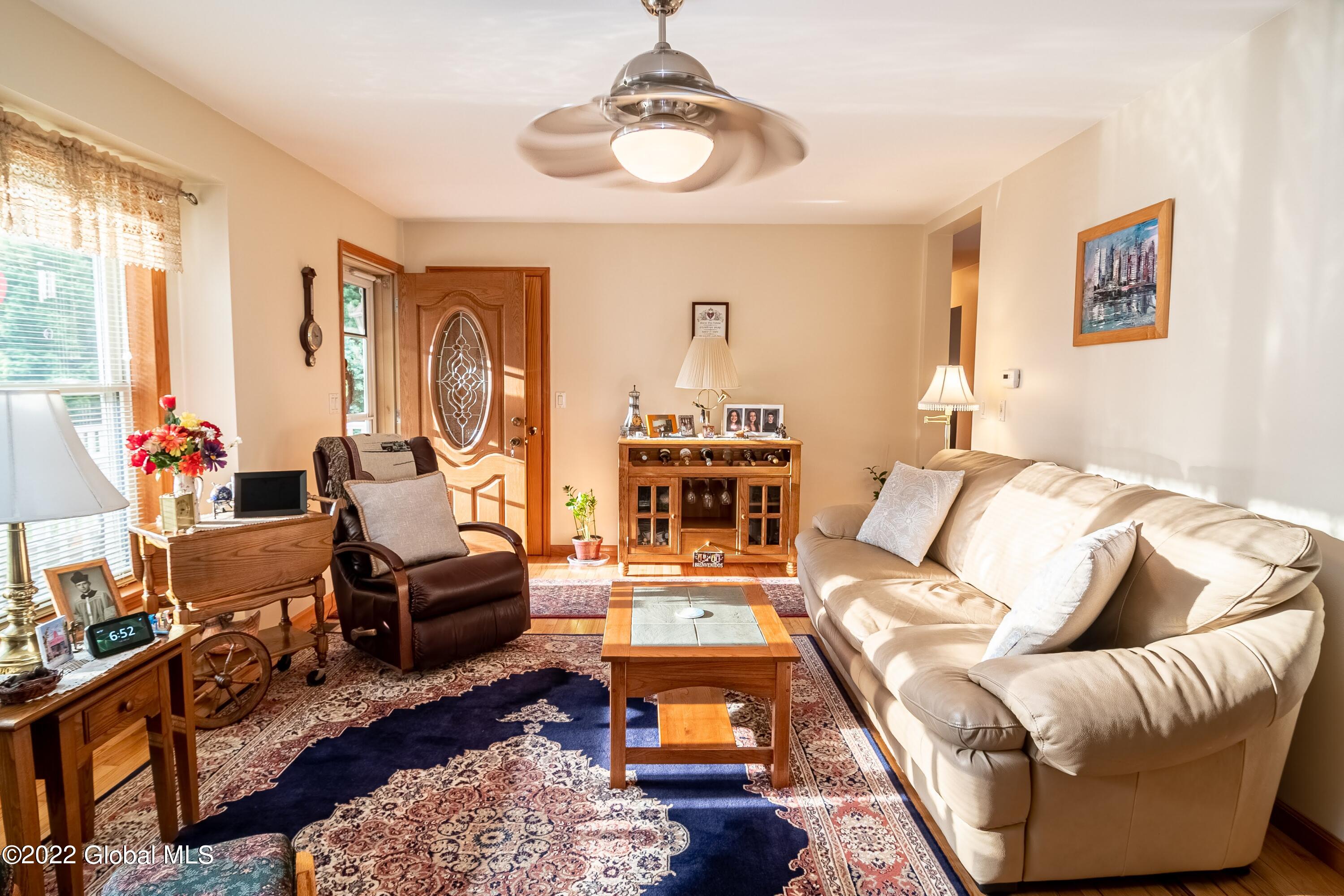 70 Bellview Road Troy, NY 12180 - Photo 15 of 46 70 Bellview Rd-15