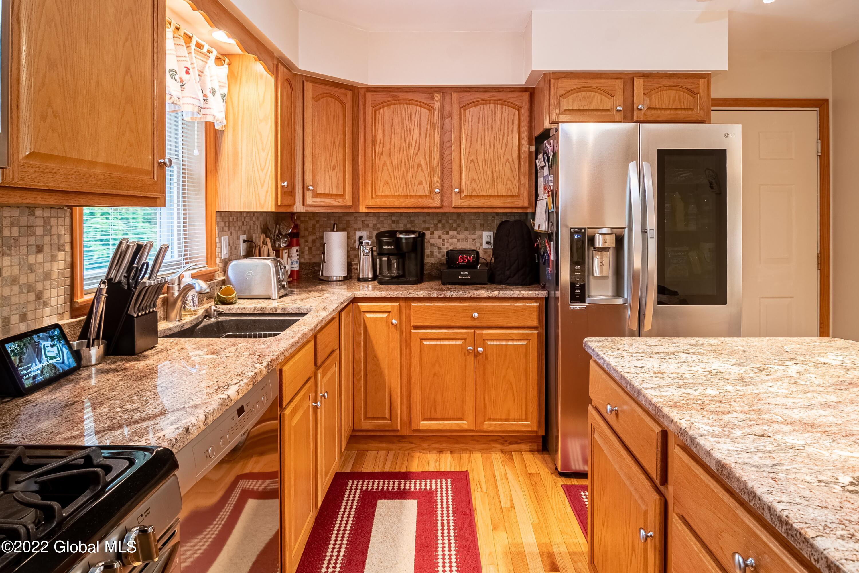 70 Bellview Road Troy, NY 12180 - Photo 19 of 46 70 Bellview Rd-19