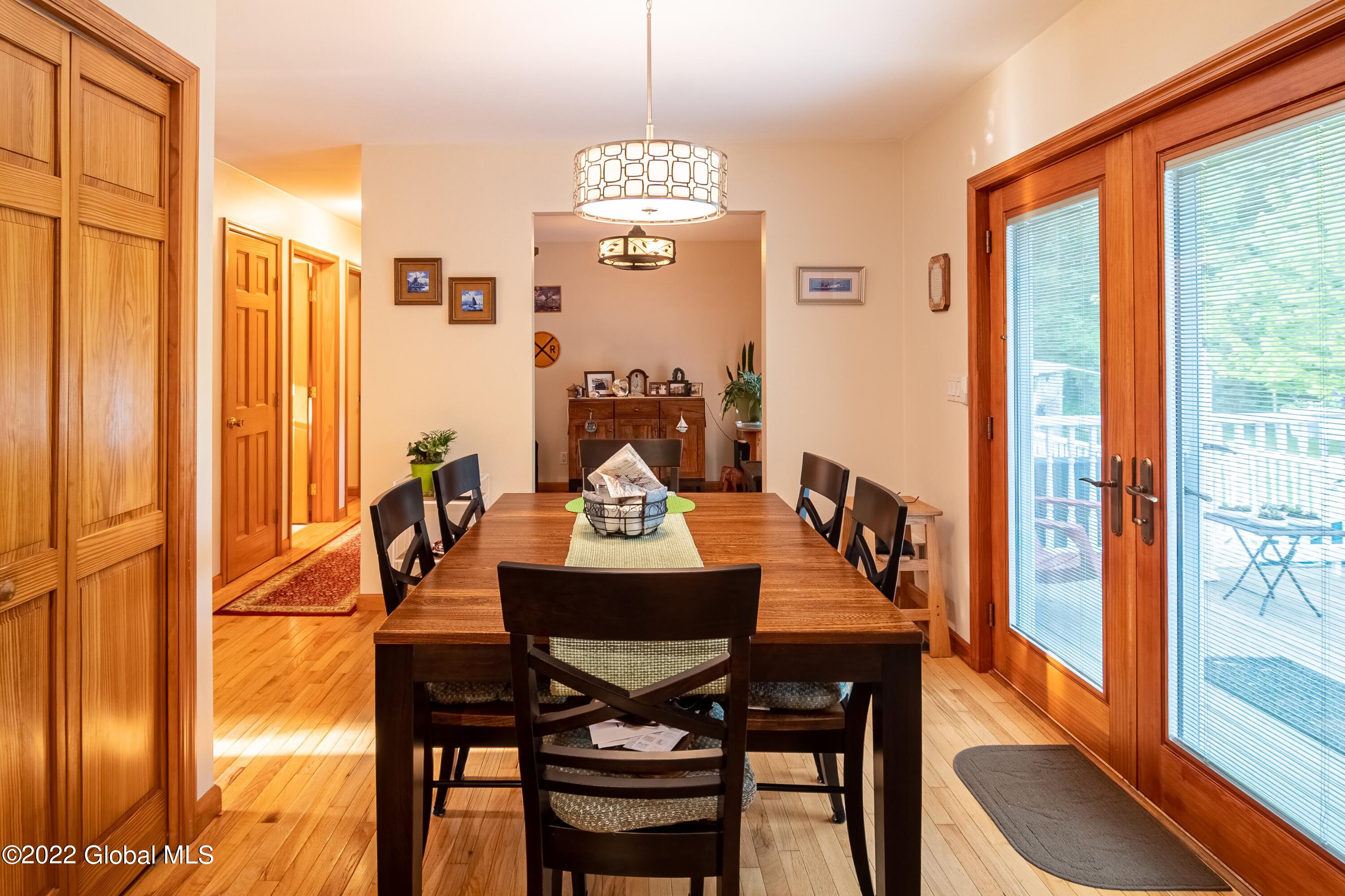 70 Bellview Road Troy, NY 12180 - Photo 20 of 46 70 Bellview Rd-20