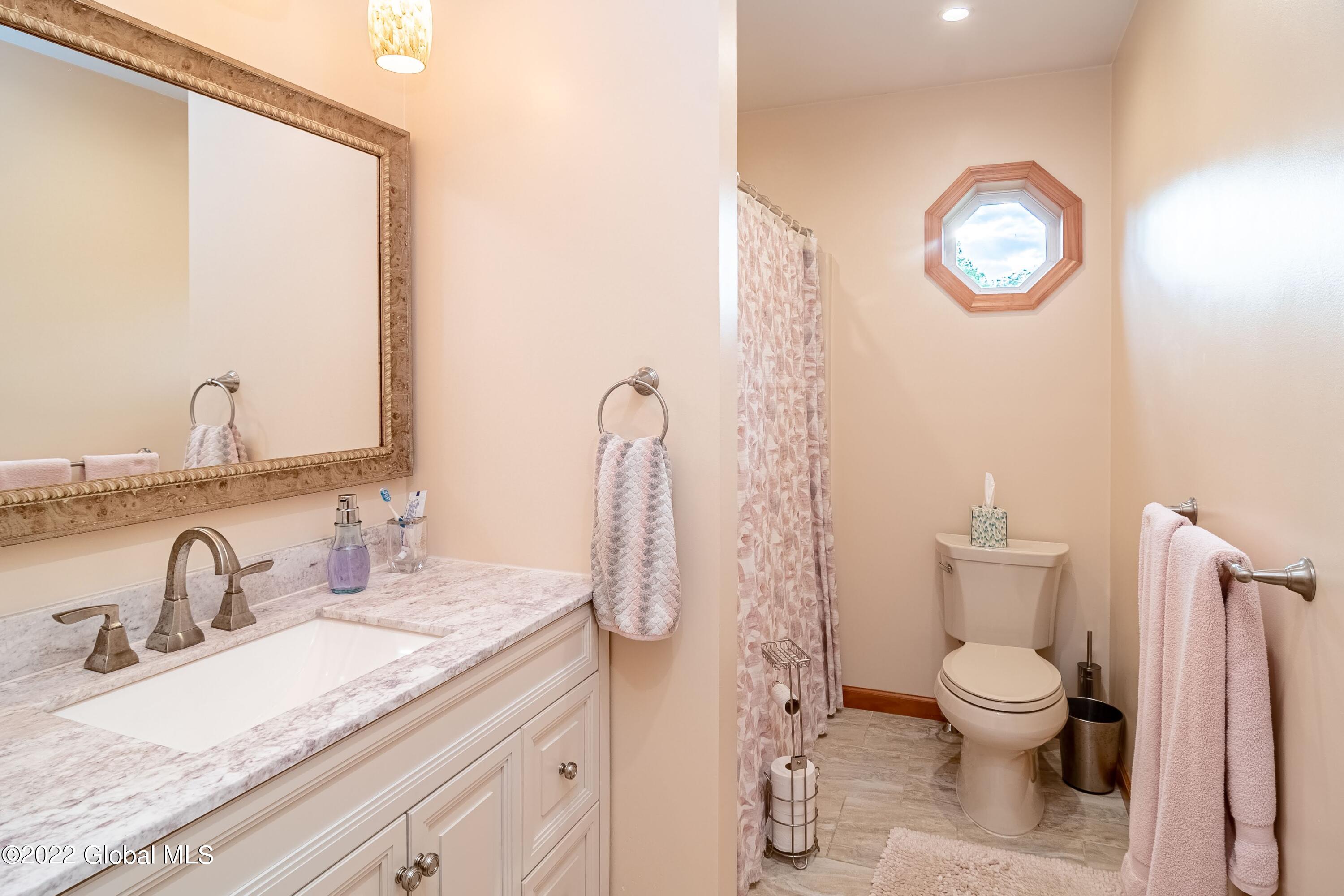 70 Bellview Road Troy, NY 12180 - Photo 25 of 46 70 Bellview Rd-25