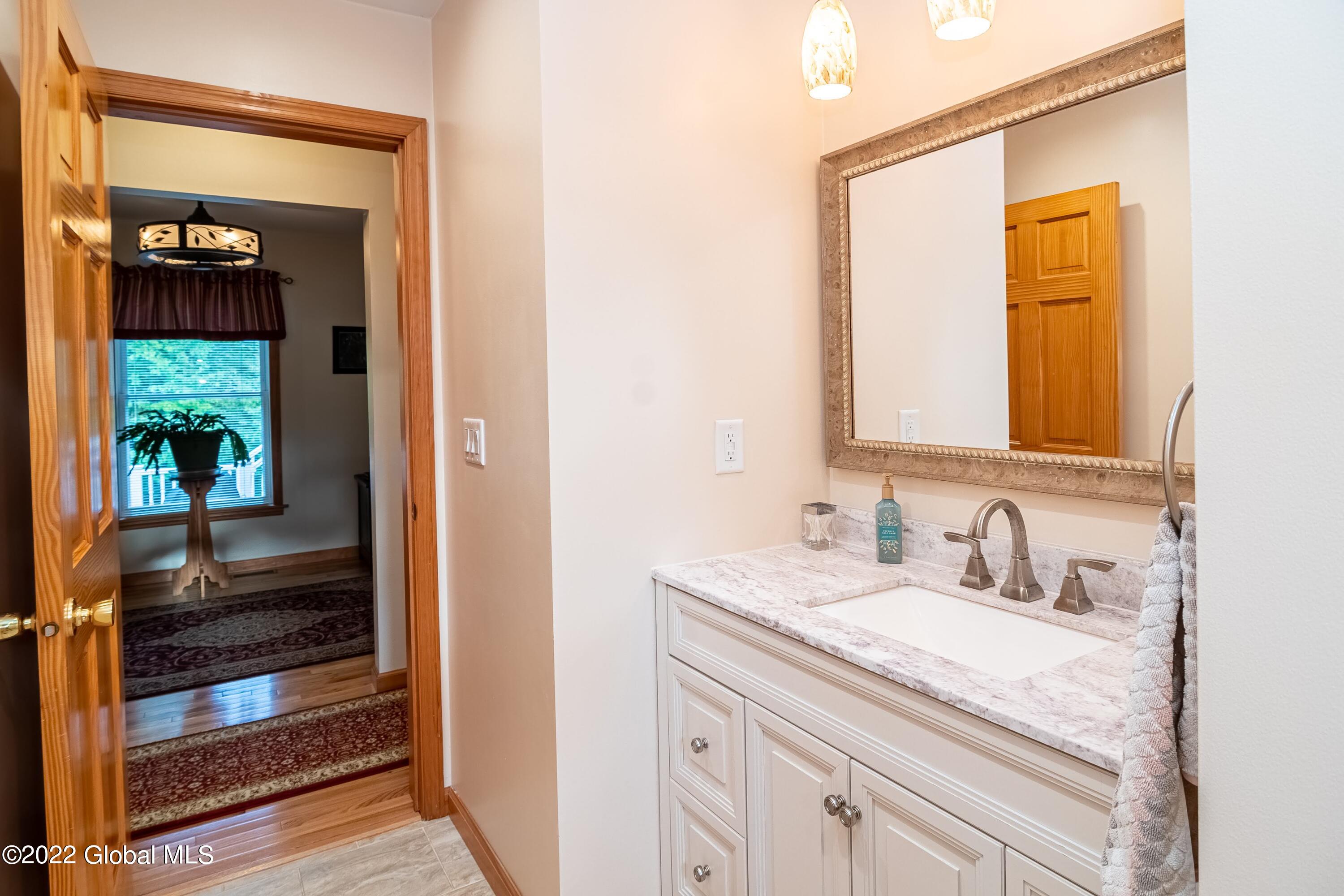 70 Bellview Road Troy, NY 12180 - Photo 26 of 46 70 Bellview Rd-26