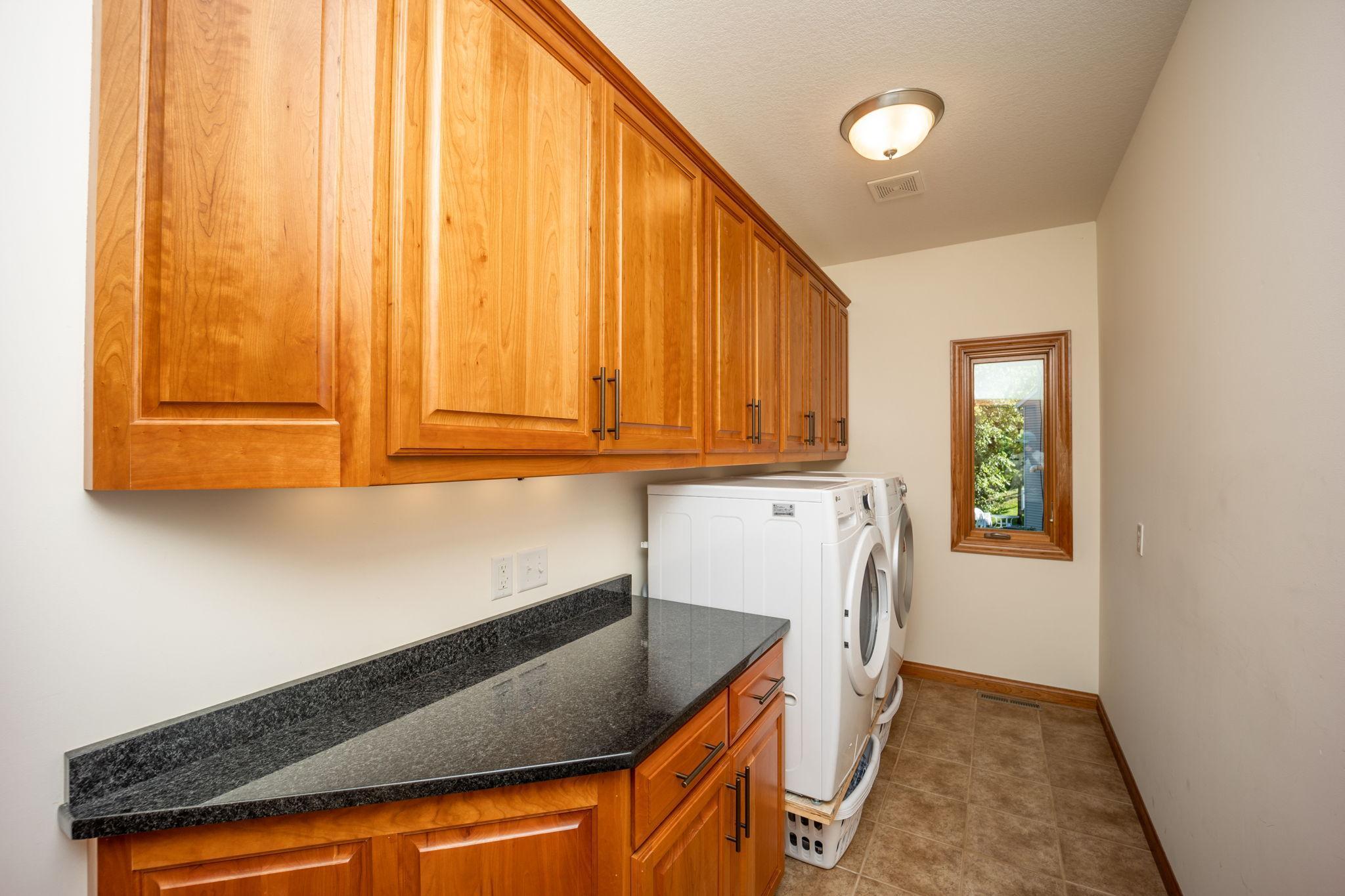 2231 Hill Place Southwest Rochester, MN 55902 - Photo 25 of 46