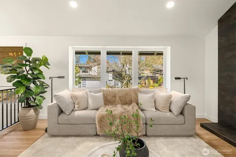 $1,299,000 | 8820 194th Street Southwest, Edmonds, WA 98026