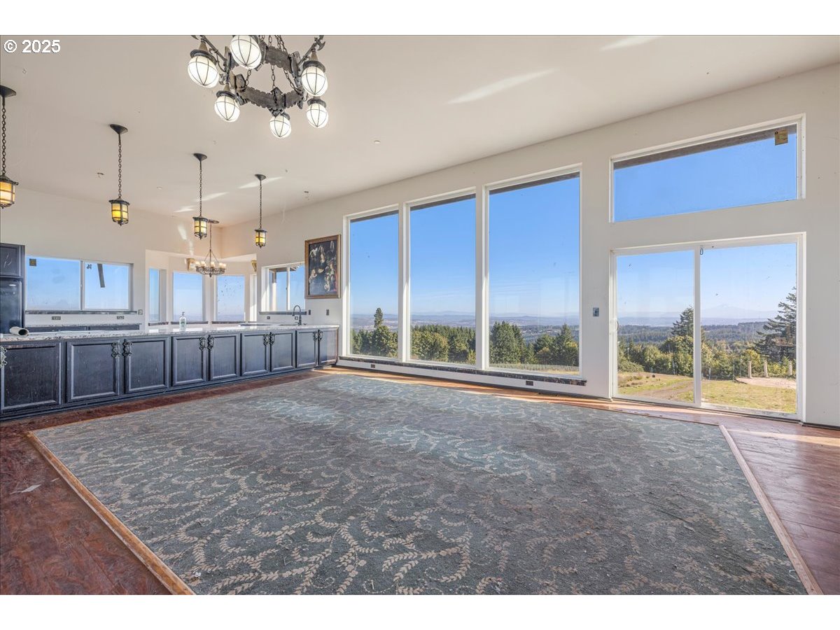 18925 Northeast Jaquith Road Newberg, OR 97132 - Photo 16 of 27 a view of an empty room with a window