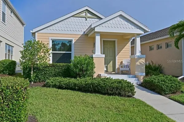 $2,400 | 4815 Woodbrook Drive, Sarasota, FL 34243