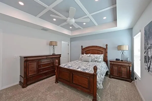 $2,400 | 4815 Woodbrook Drive, Sarasota, FL 34243