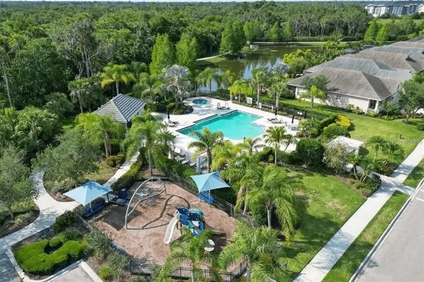 $2,400 | 4815 Woodbrook Drive, Sarasota, FL 34243