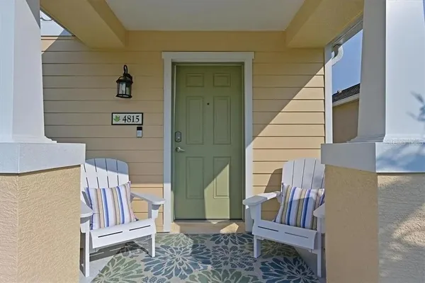 $2,400 | 4815 Woodbrook Drive, Sarasota, FL 34243