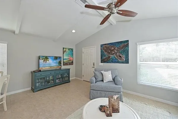 $2,400 | 4815 Woodbrook Drive, Sarasota, FL 34243