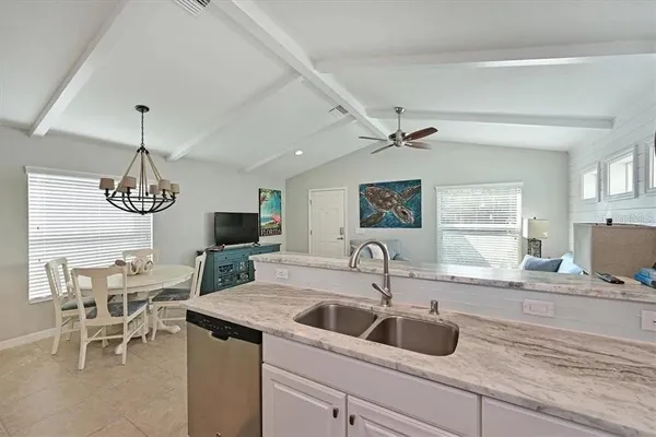 $2,400 | 4815 Woodbrook Drive, Sarasota, FL 34243