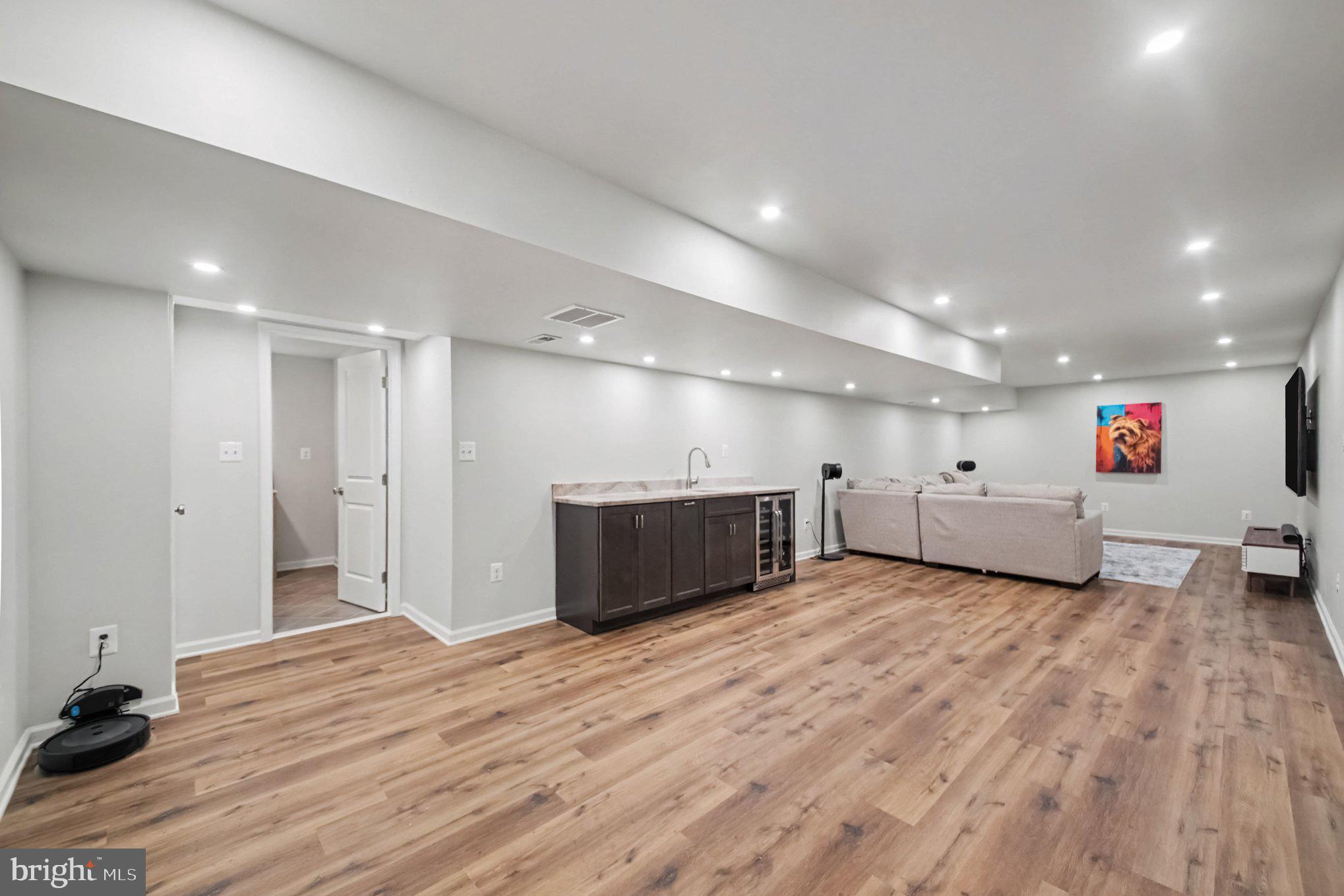 1319 Gatesmeadow Way Reston, VA 20194 - Photo 34 of 46 Gallery Image 34