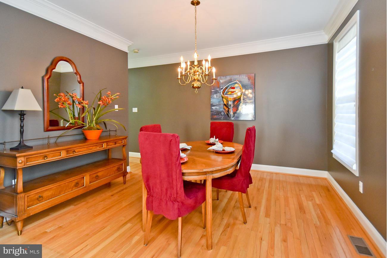 6417 Empty Song Road Columbia, MD 21044 - Photo 7 of 30 Dining Room