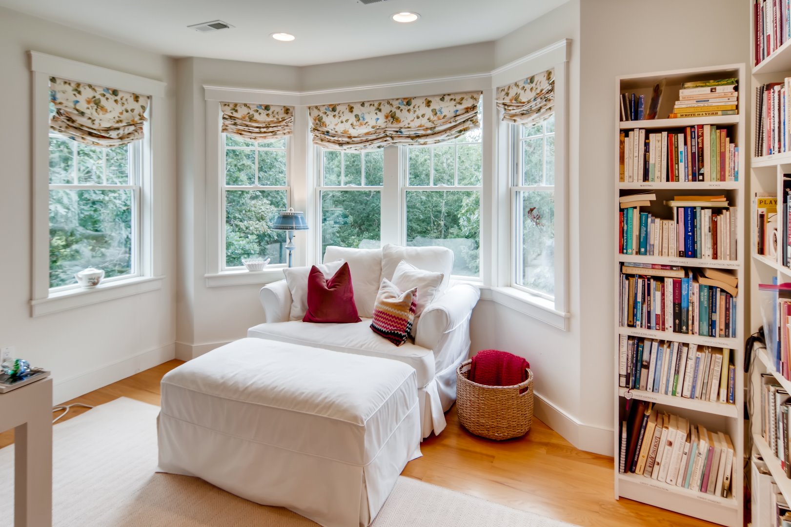 226 Pond Road West Tisbury, MA 02568 - Photo 24 of 42 third bedroom