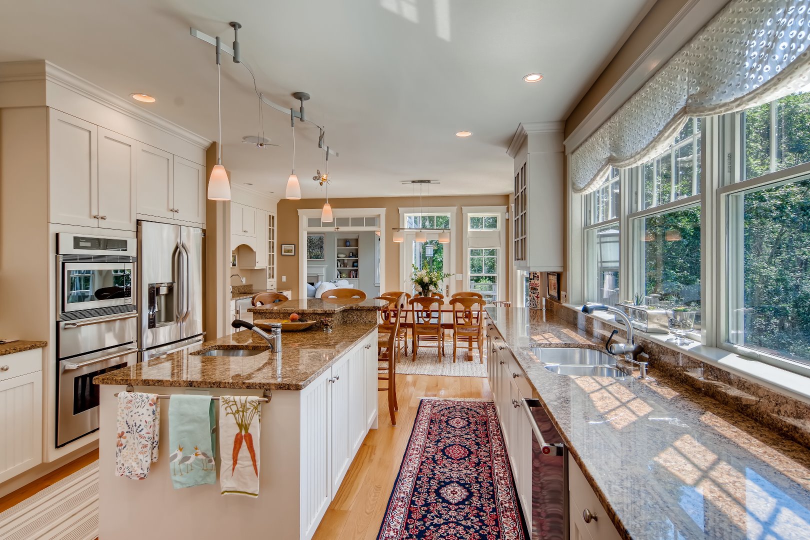 226 Pond Road West Tisbury, MA 02568 - Photo 9 of 42 and for entertaining