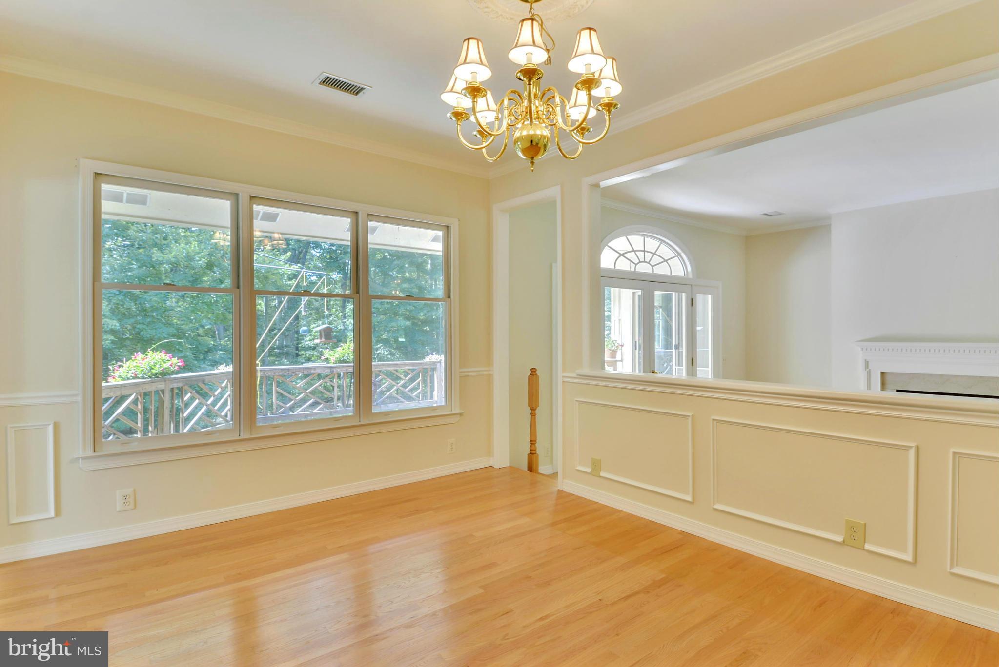 11832 Larry Road Fairfax, VA 22030 - Photo 12 of 29 Dining Room