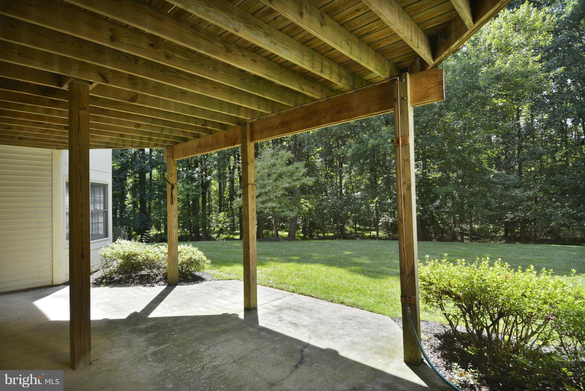 11832 Larry Road Fairfax, VA 22030 - Photo 27 of 29 Exterior (Rear)