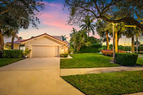 $740,000 | 2805 Cuyahoga Lane, West Palm Beach, FL 33409