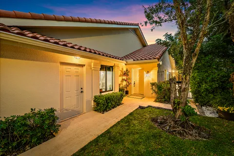 $740,000 | 2805 Cuyahoga Lane, West Palm Beach, FL 33409