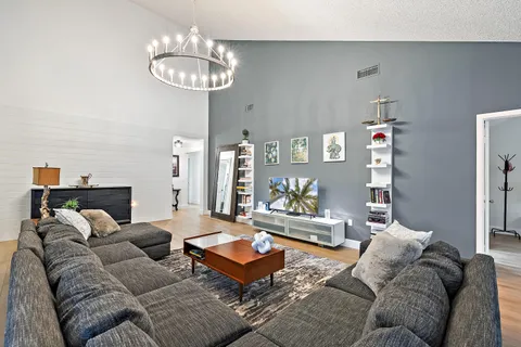 $740,000 | 2805 Cuyahoga Lane, West Palm Beach, FL 33409