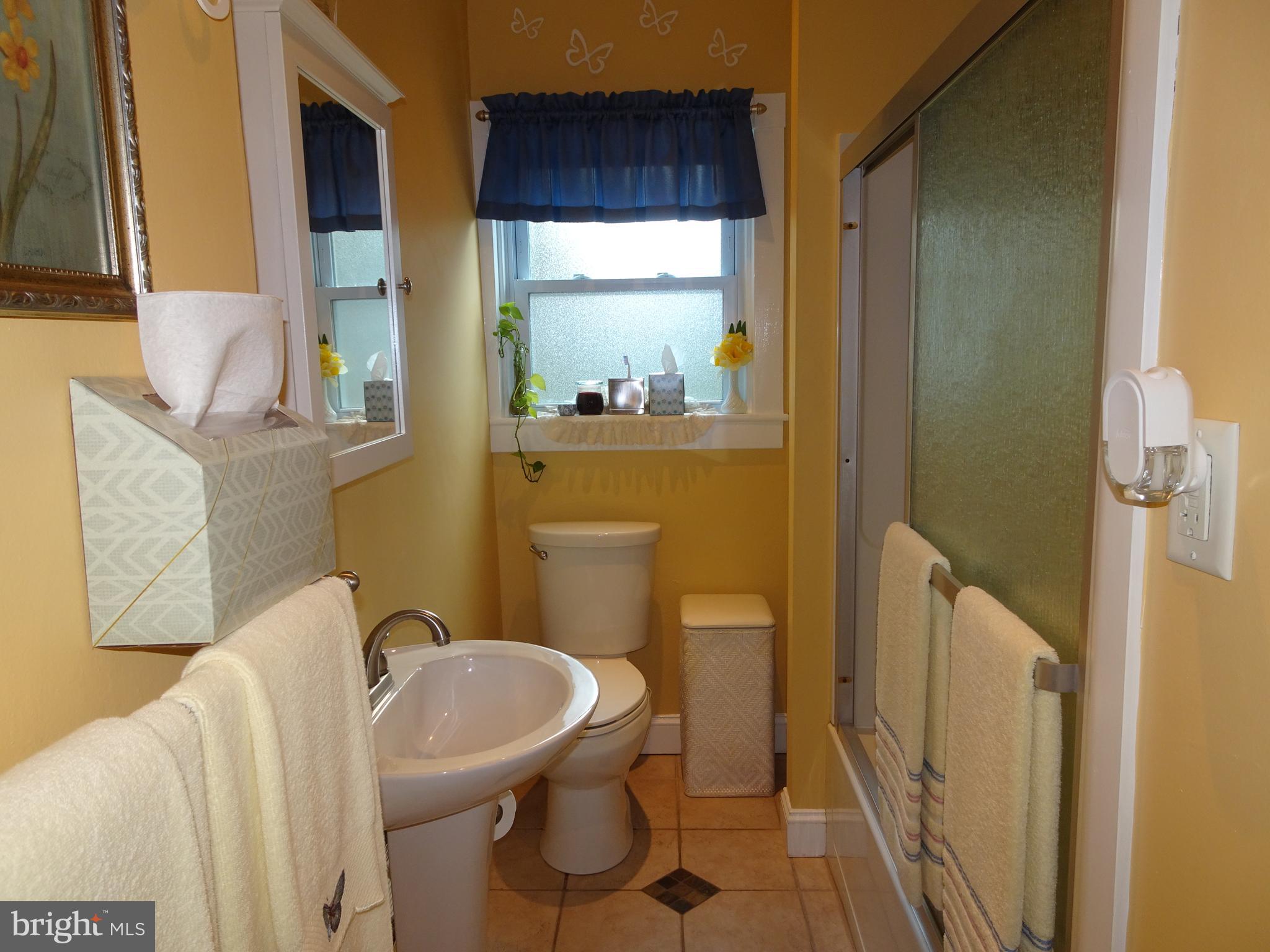 46 East Broad Street Reading, PA 19607 - Photo 24 of 35