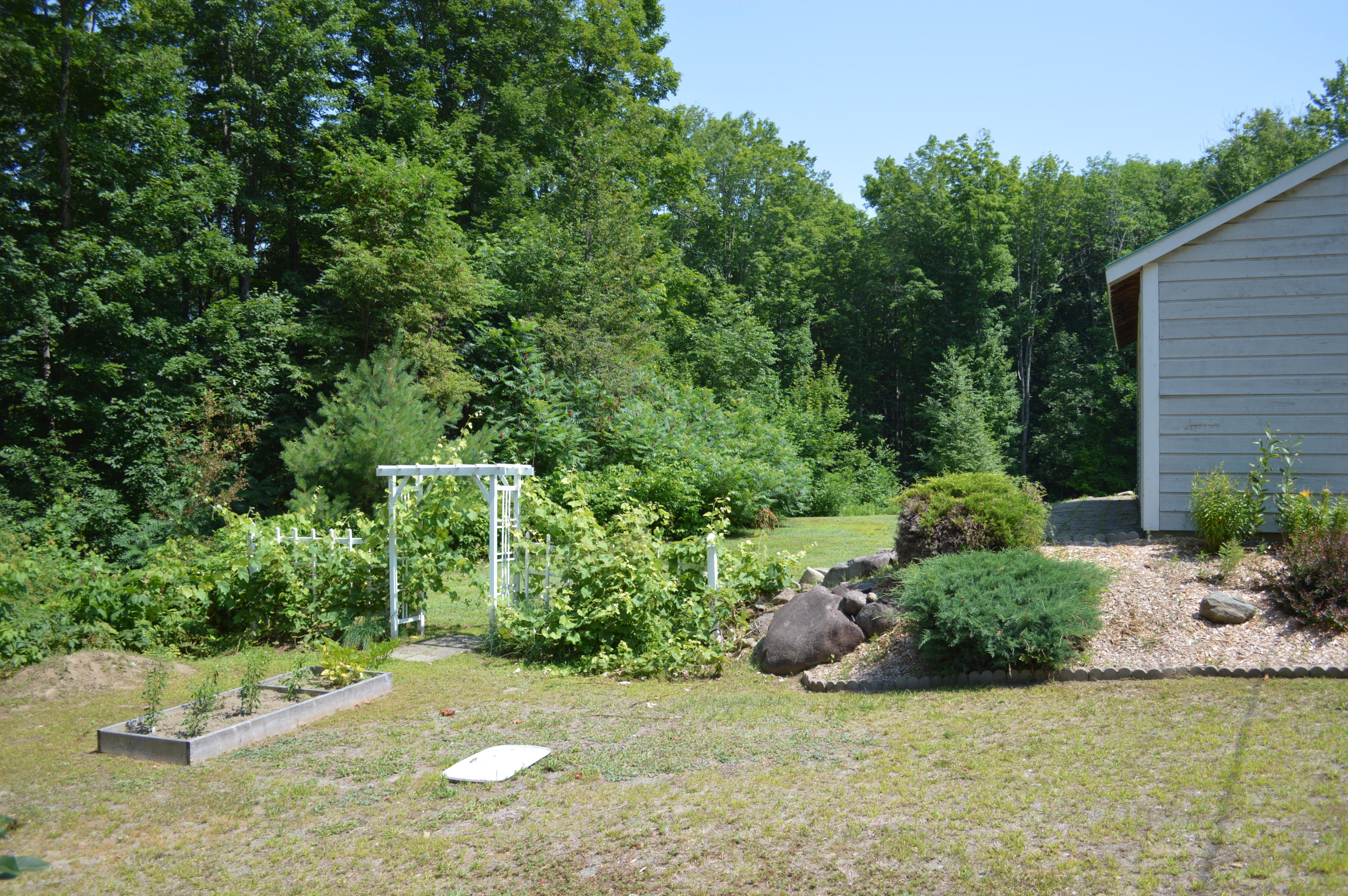 382 Lane Road New Sharon, ME 04955 - Photo 4 of 57 DSC_0530