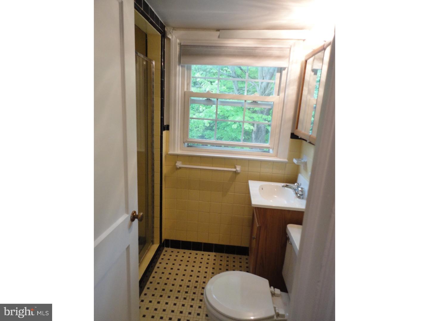 74 Hillview Drive Springfield, PA 19064 - Photo 18 of 25 Bathroom