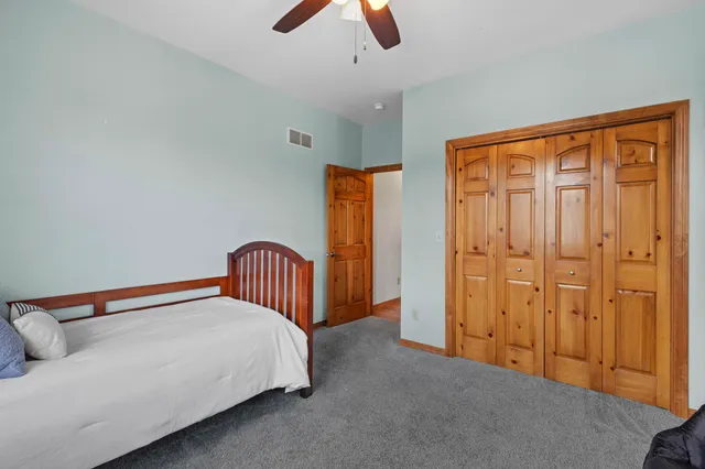 $724,900 | 8464 County Road South, Pulaski, WI 54162