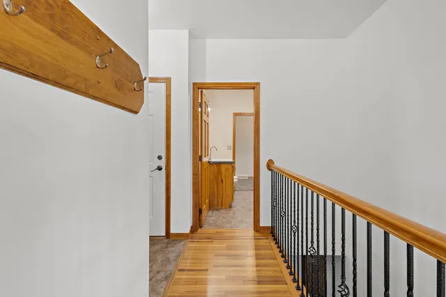 $724,900 | 8464 County Road South, Pulaski, WI 54162