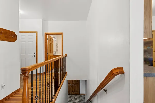 $723,900 | 8464 County Road South, Pulaski, WI 54162