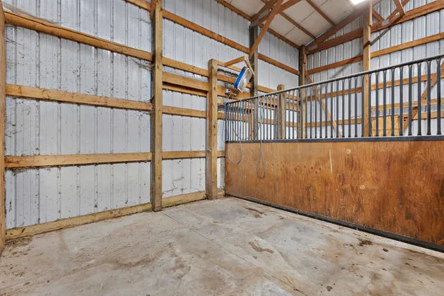 $724,900 | 8464 County Road South, Pulaski, WI 54162