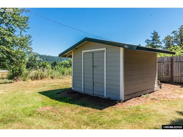 29249 Fairview Road Lebanon, OR 97355 - Photo 27 of 32 Gallery Image 27