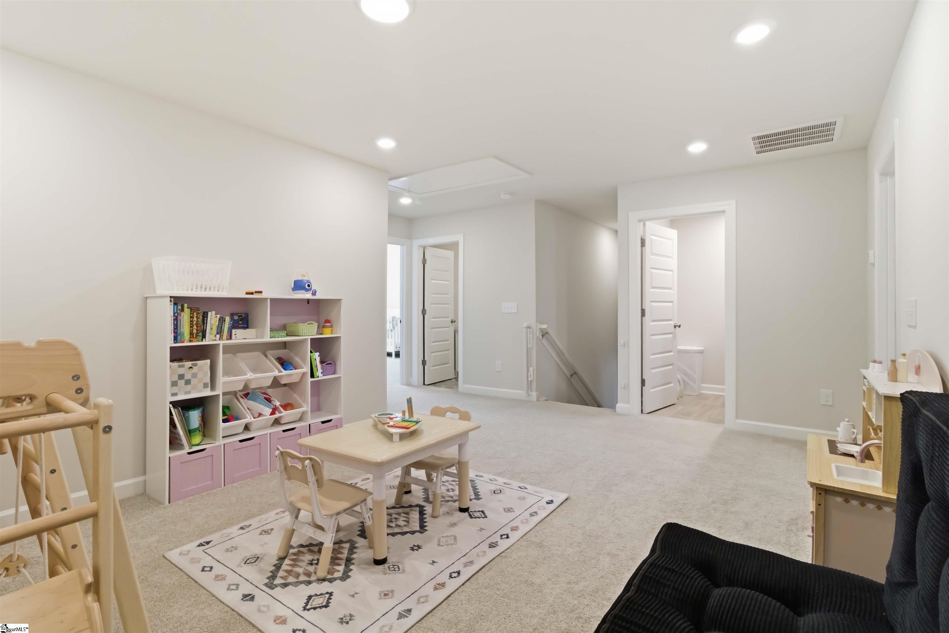 218 Crimson Tree Court Greenville, SC 29607 - Photo 34 of 42