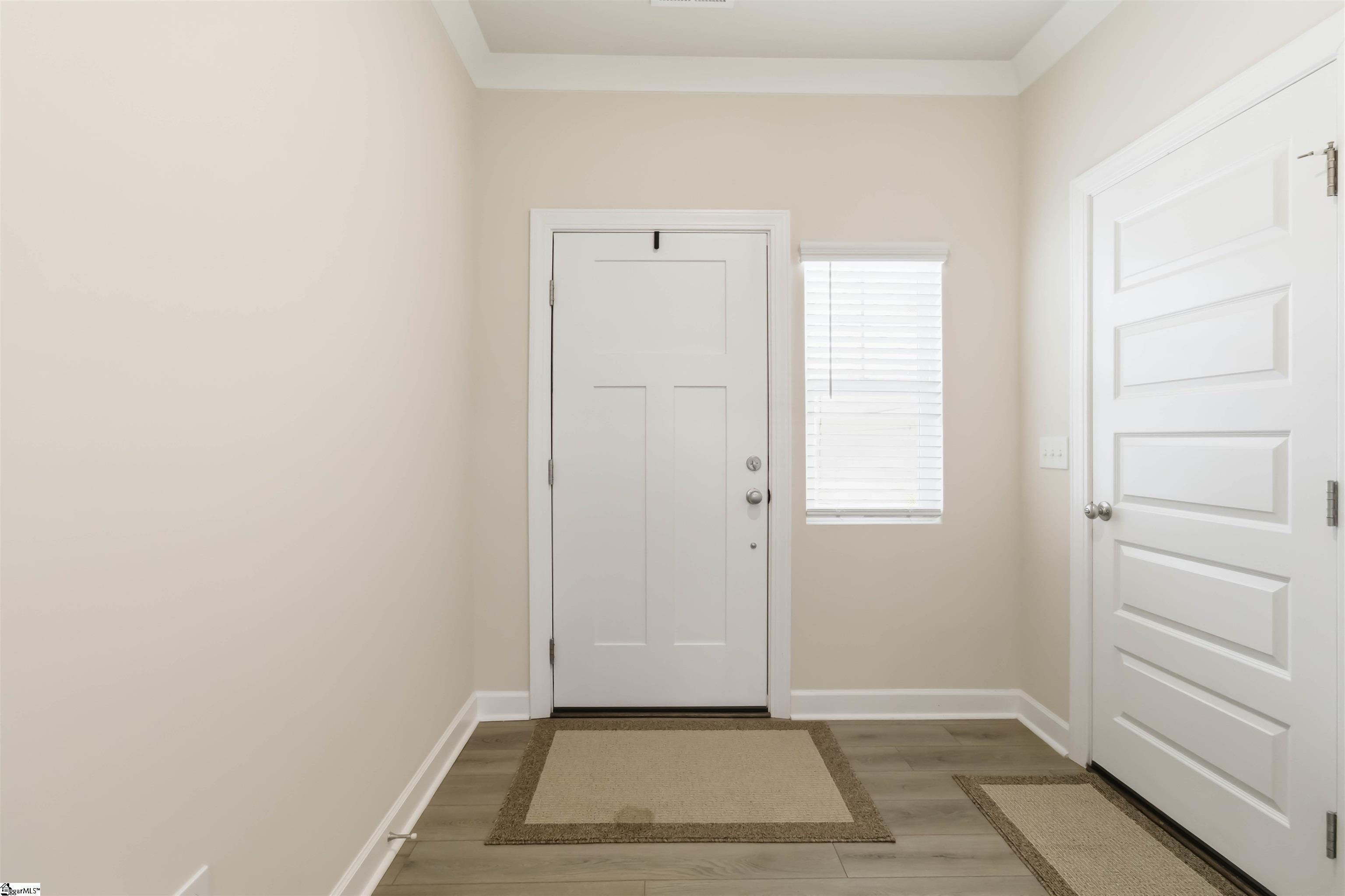 218 Crimson Tree Court Greenville, SC 29607 - Photo 4 of 42