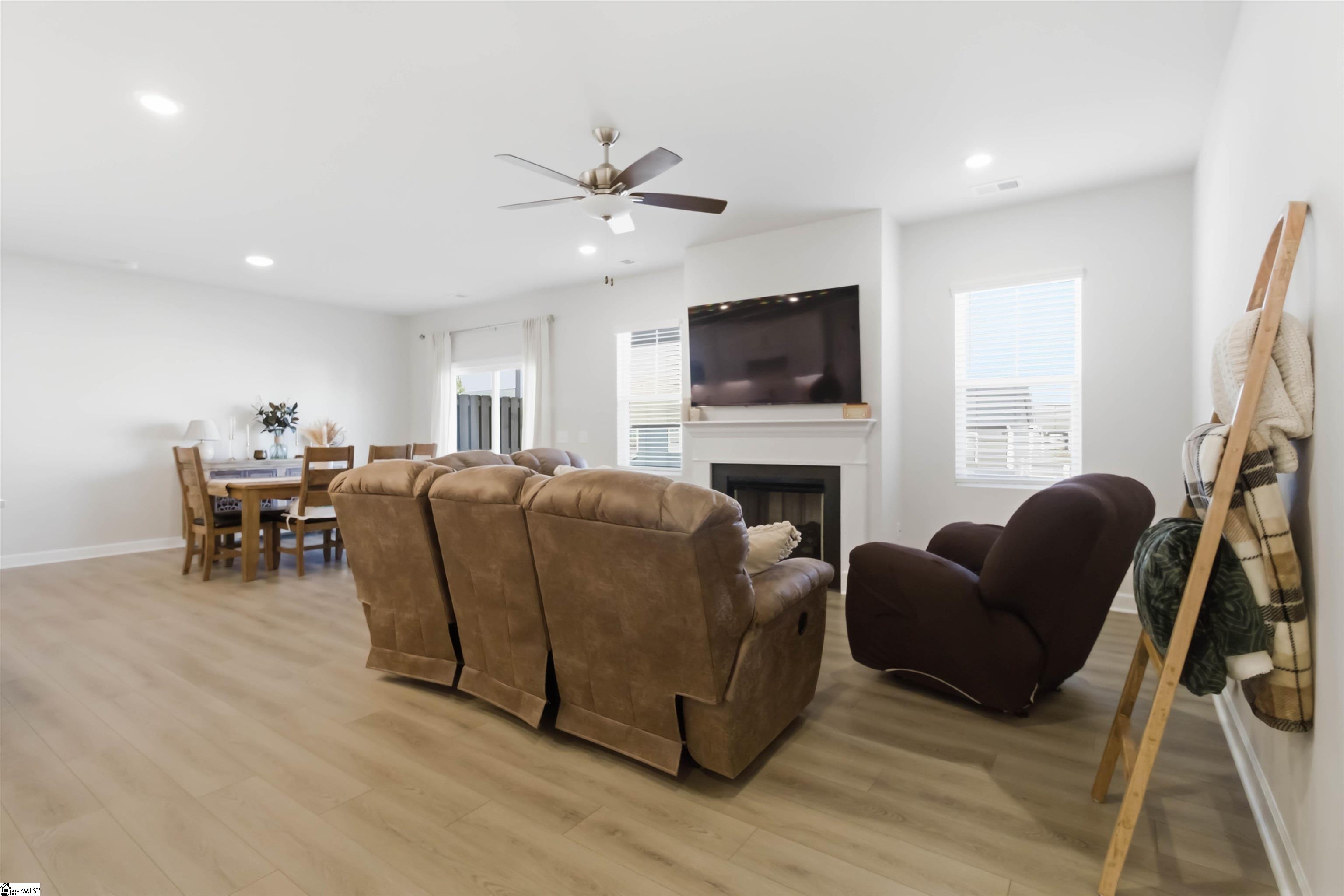 218 Crimson Tree Court Greenville, SC 29607 - Photo 7 of 42