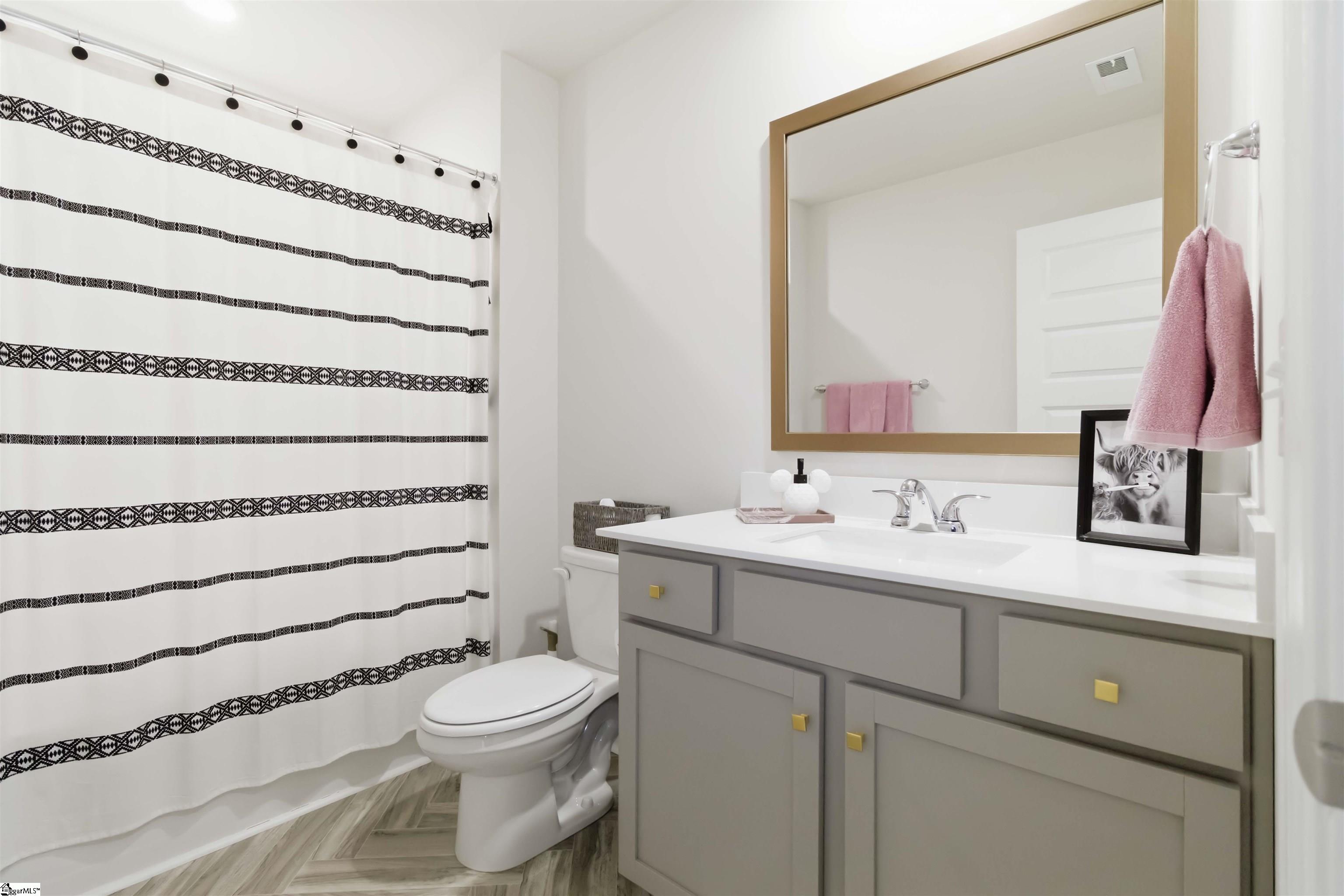 218 Crimson Tree Court Greenville, SC 29607 - Photo 8 of 42