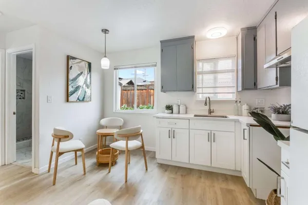 $1,298,000 | 86 North Claremont Avenue, San Jose, CA 95127