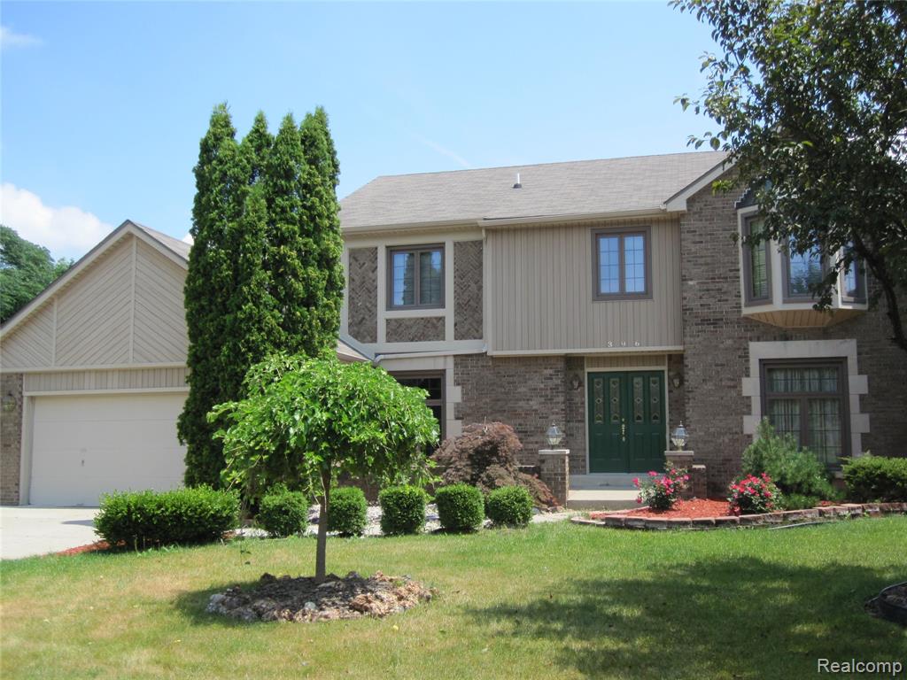 396 Shellbourne Drive Rochester, MI 48309 - Photo 1 of 14
