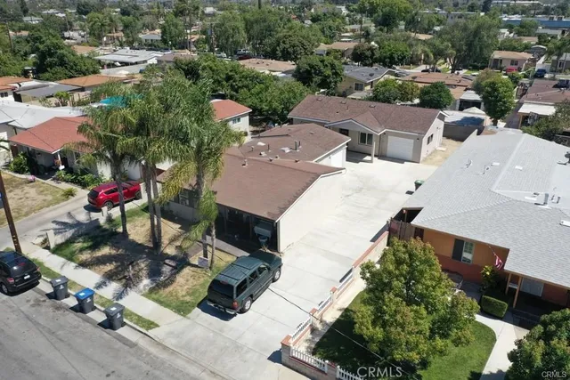 an aerial view of a houses
