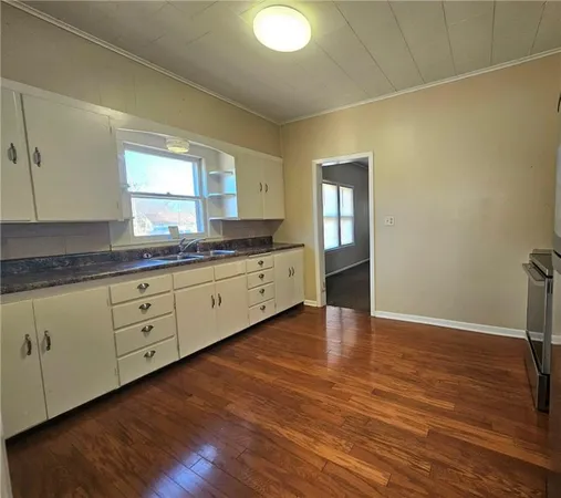 $73,500 | 207 East Antelope Street, Girard, KS 66743