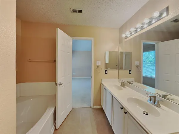$2,195 | 4156 Justin Drive, Fort Worth, TX 76244