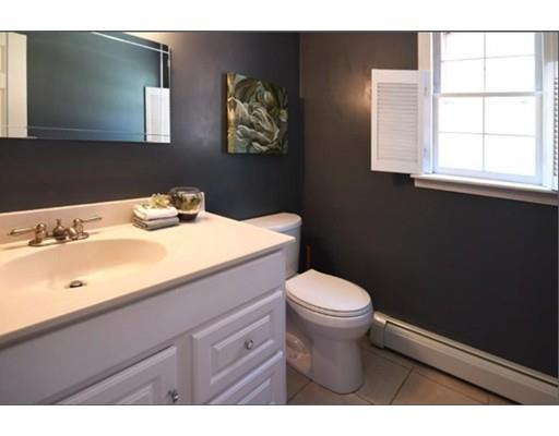 21 Ayrshire Road Worcester, MA 01604 - Photo 14 of 19 Gallery Image 14