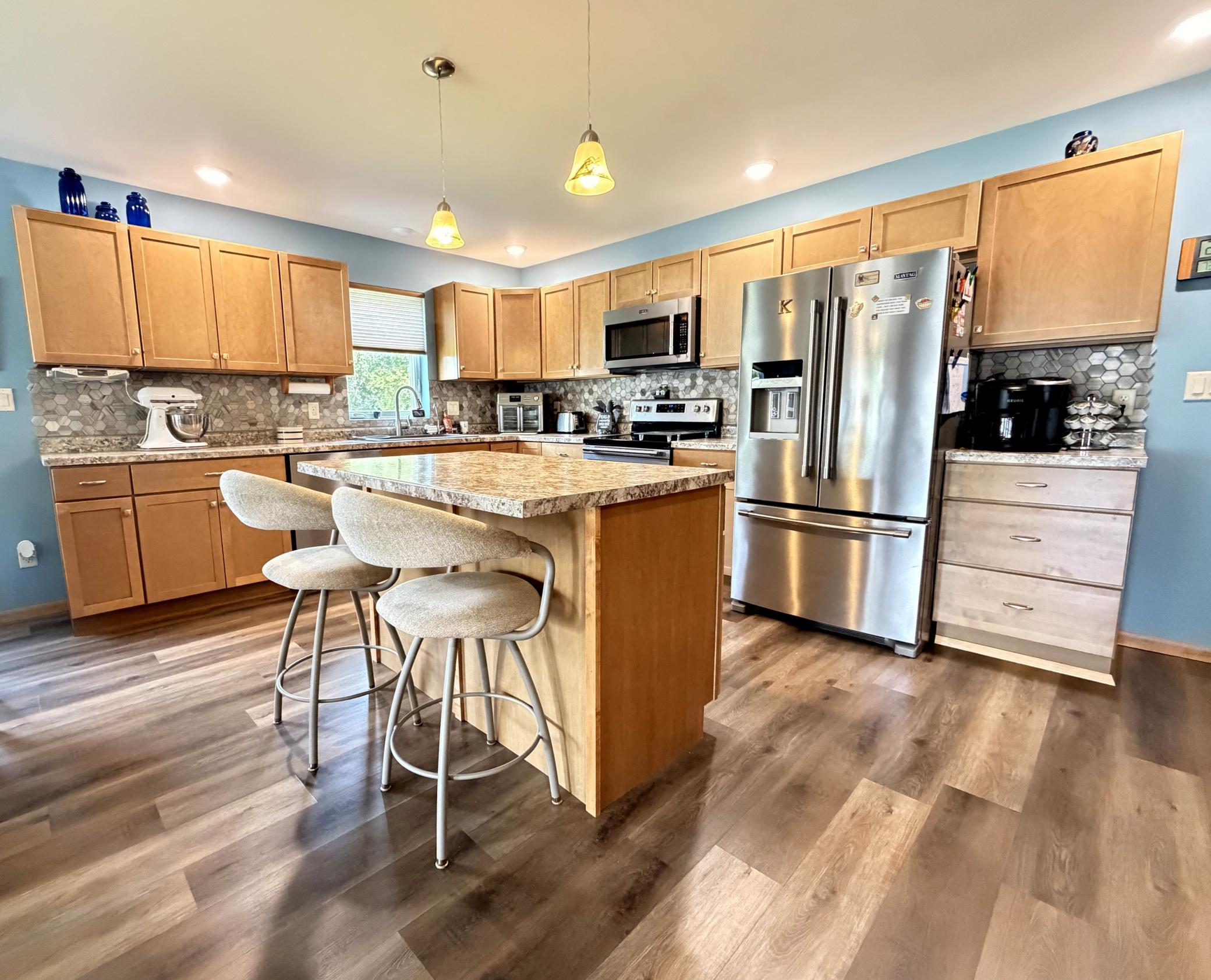 1903 Bud Road Windom, MN 56101 - Photo 4 of 20