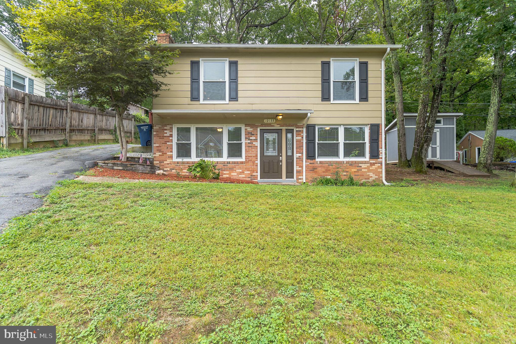 19133 Windsor Road Triangle, VA 22172 - Photo 14 of 26 Great sized yard