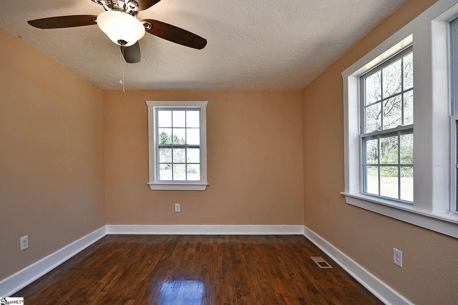 937 North Homestead Road Pickens, SC 29671 - Photo 26 of 36