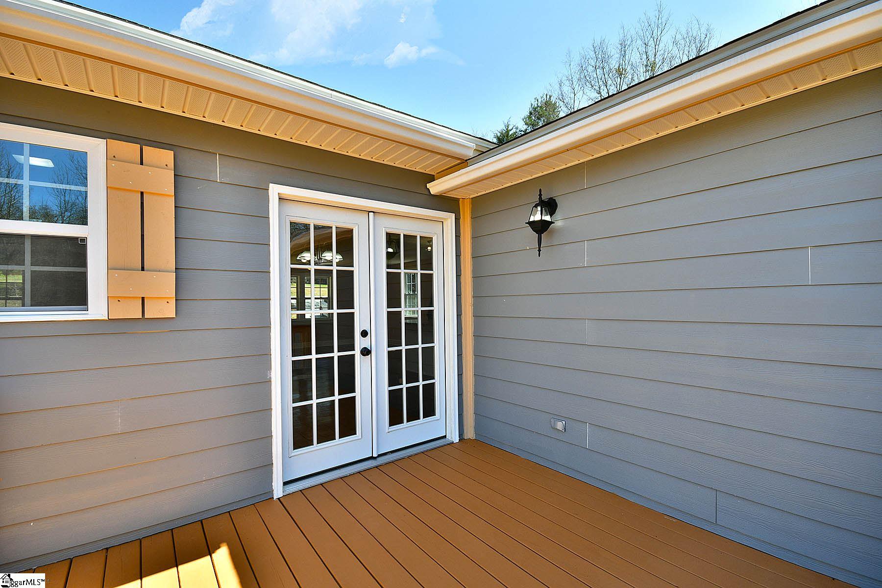 937 North Homestead Road Pickens, SC 29671 - Photo 33 of 36